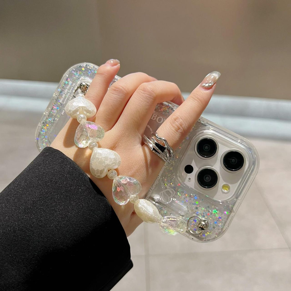 Decorative Bow Glitter Heart With Heart Chain - Phone Case For iPhone 18 Pro Max