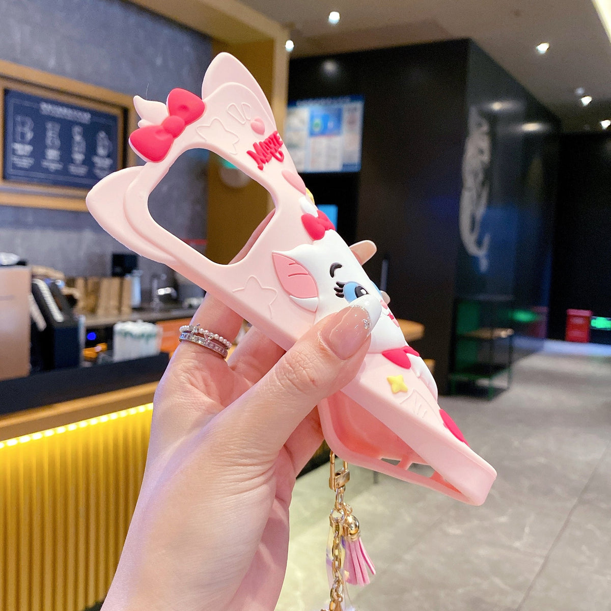 Disney Marie Cat With Fur Charm - Phone Case For iPhone 18 Pro Max
