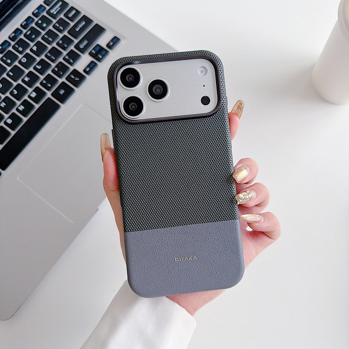 Grey Metro Weave Executive Case - Phone Case For iPhone 18 Pro