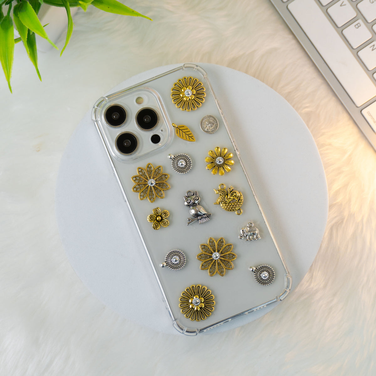 Owl-Elephant Oxidized - Phone Case For iPhone 18 Pro