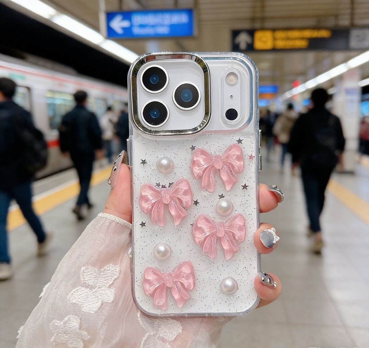 Sweet Kiss Bow & Pearl Star Silicone Case - Phone Case For iPhone 18 Pro